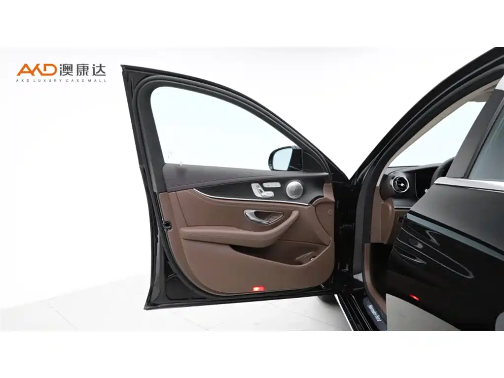 Mercedes-Benz E-Class 2023 Facelift E 300 L Fashion фото 10