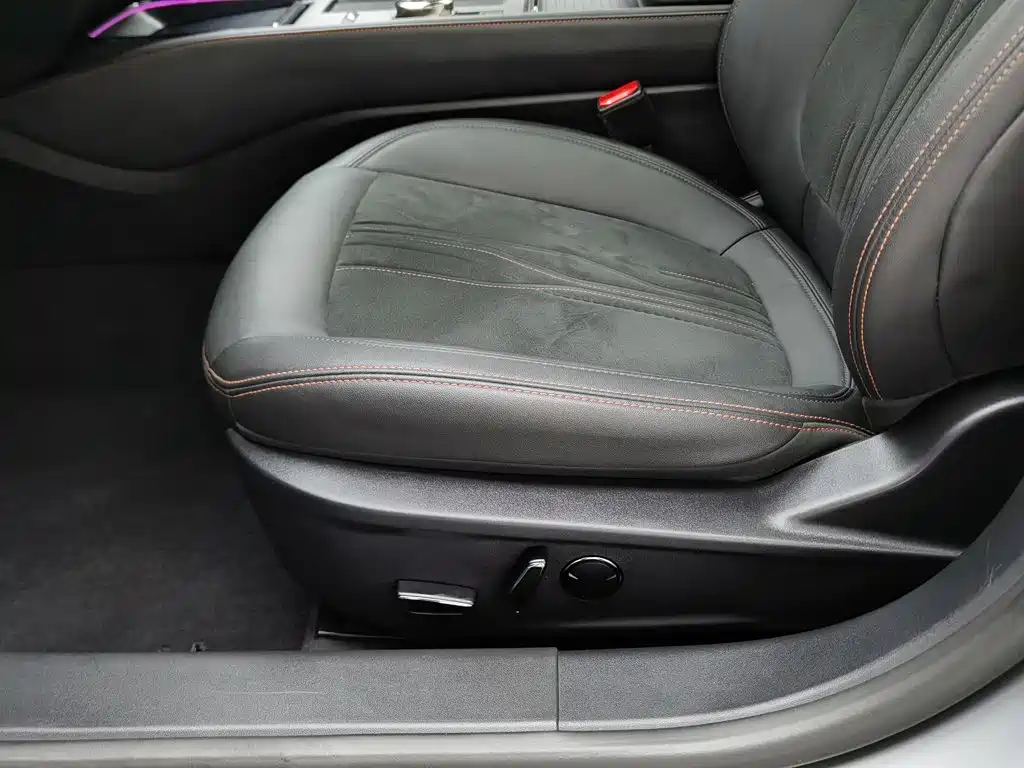 Photo 20 - Ford Mondeo