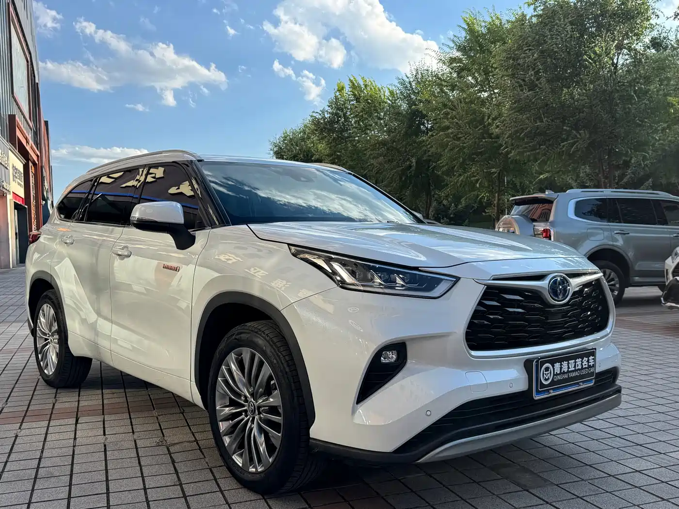 Toyota Highlander 2023 2023 2.5L Smart Hybrid Dual Engine AWD Premium 7-Seater