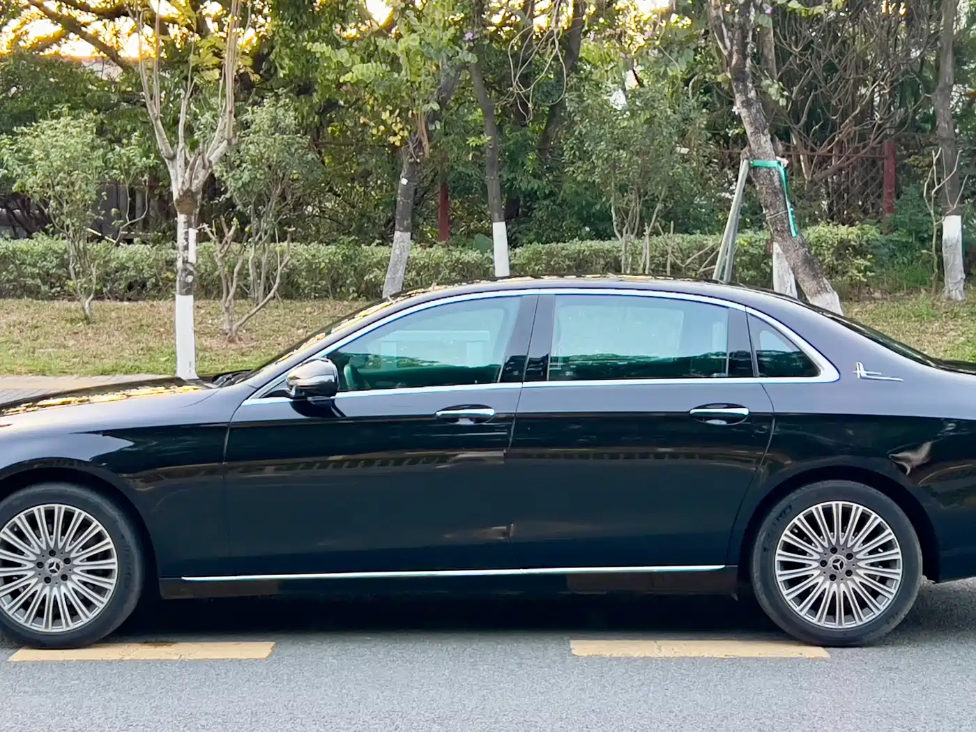 Mercedes-Benz E-Class 2021 E 300 L Luxury фото 4