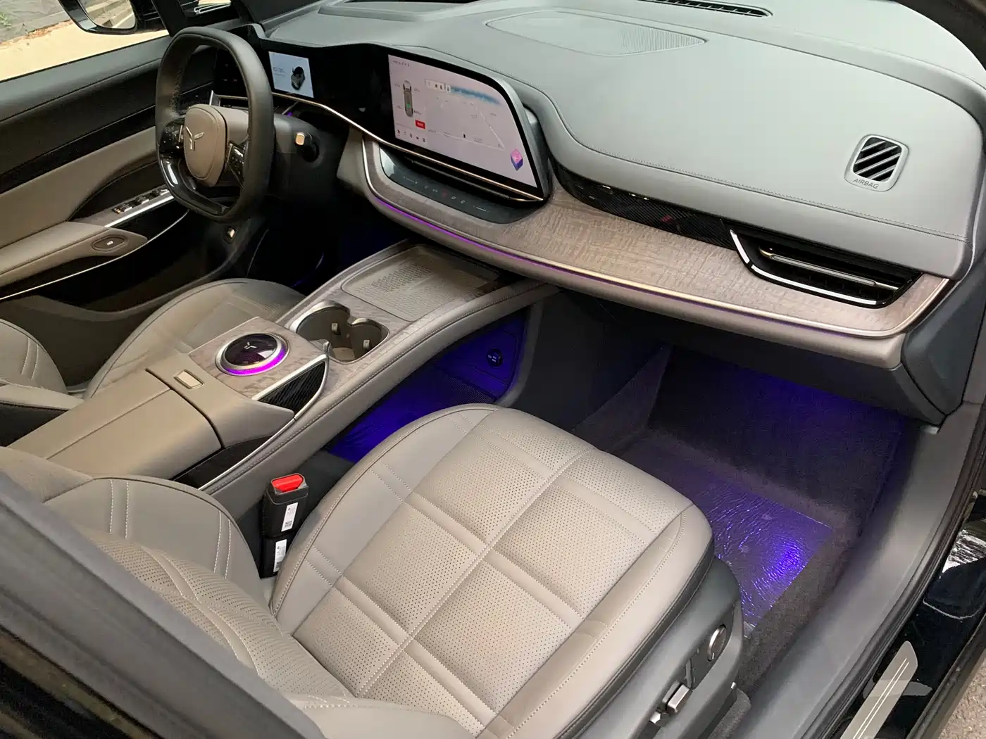 Hongqi HONGQI TIANGONG 08