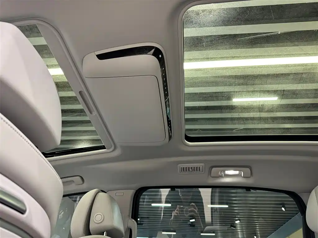 Buick GL8 2025 Land Honor Premium Edition фото 23