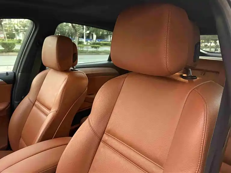 BMW X6 M 2010 X6 M фото 9