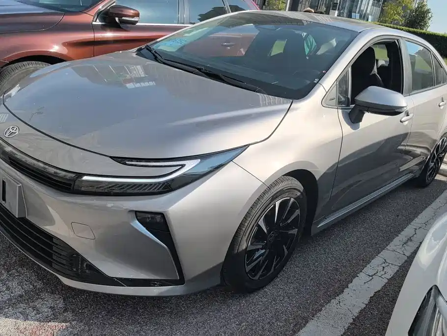 Toyota Corolla 2026 — пригон из Китая