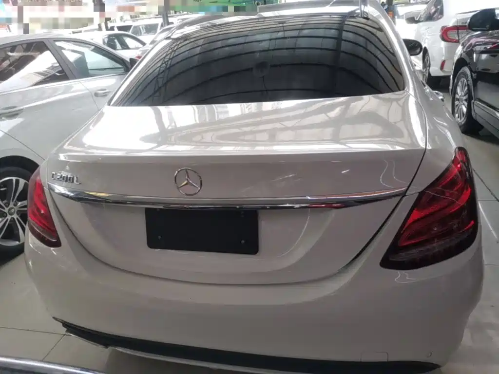 Mercedes-Benz C-Class 2016 2015 Facelift C 200 L Sport