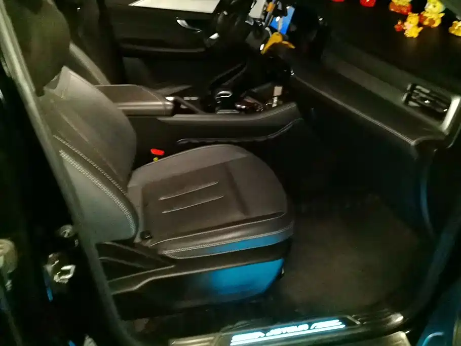 Jetour X90 2022 2022 Zilong 2.0T DCT Tiger Might Edition 6-Seater
