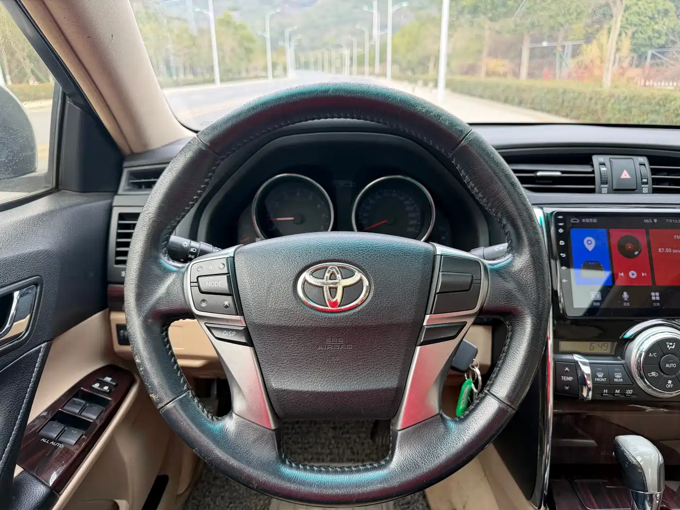 Toyota Reiz 2012 2.5V Grace Elite Styling Edition фото 12