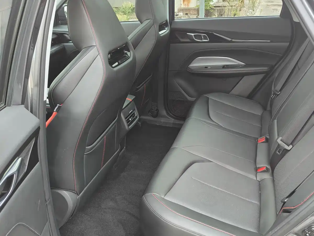 Фото 9 - Changan Oshan Z6
