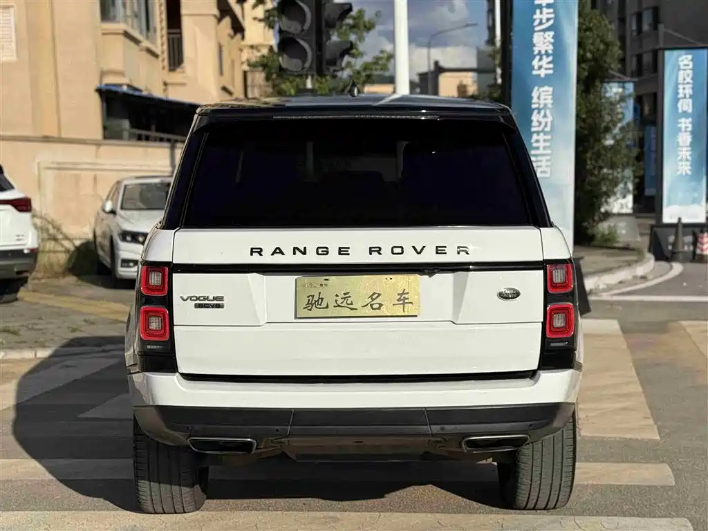 Land Rover Range Rover 2019 3.0 SC V6 Heritage Extended Edition фото 16
