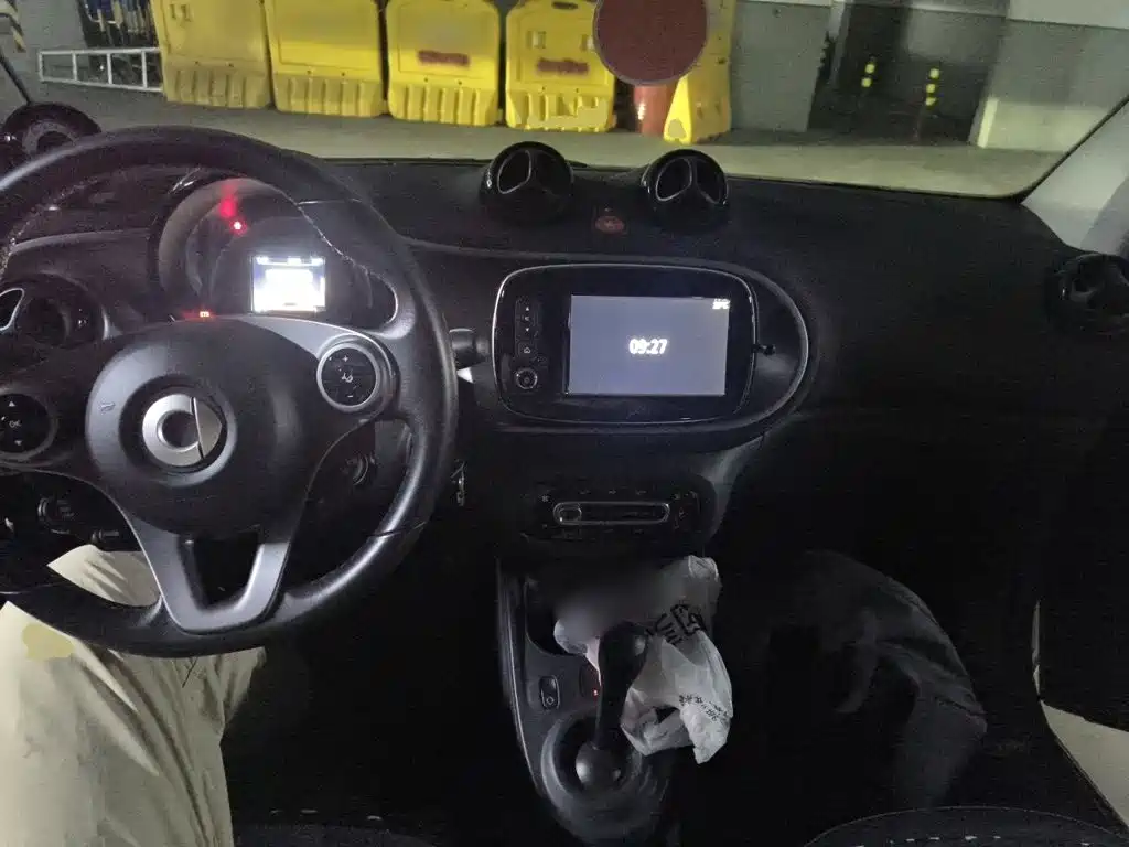 Photo 10 - smart fortwo