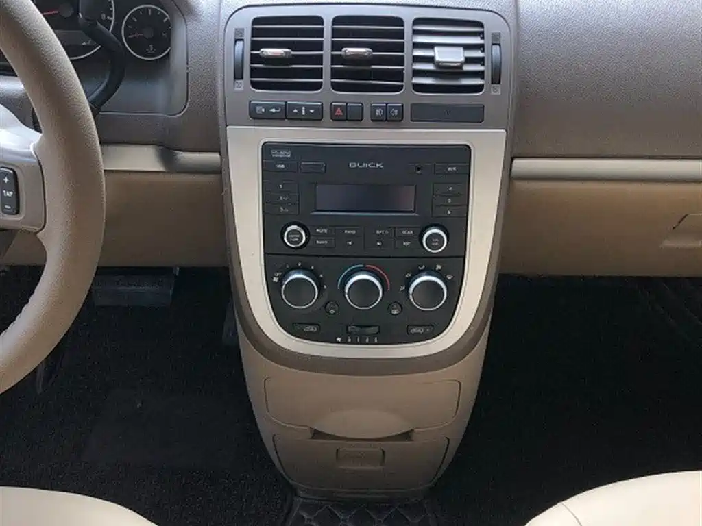 Buick GL8 2013 2.4L Classic фото 11