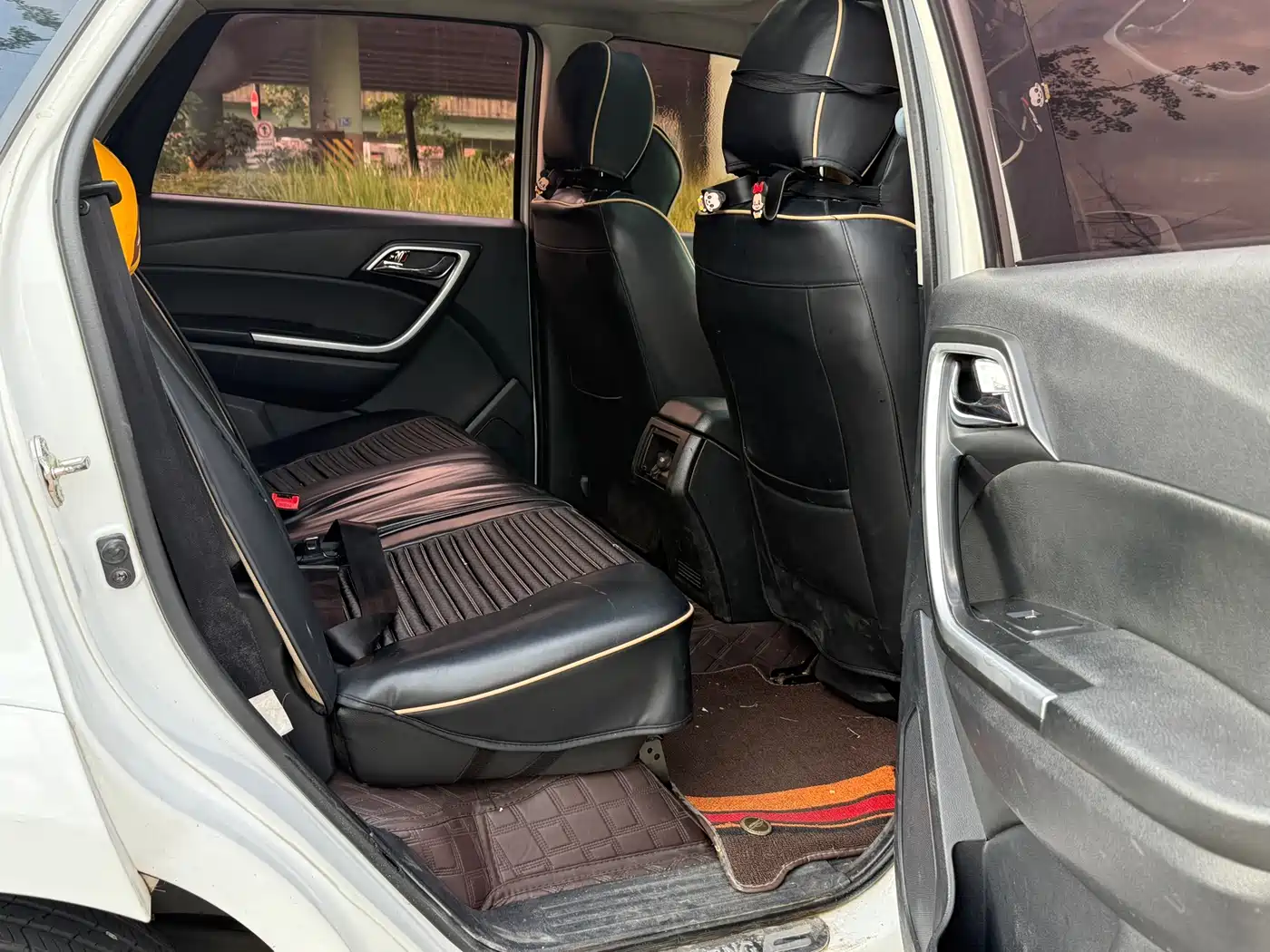 Jiangling Yusheng S350 2014 2013 2.4T Automatic 4WD Diesel Premium Luxury 5-seater