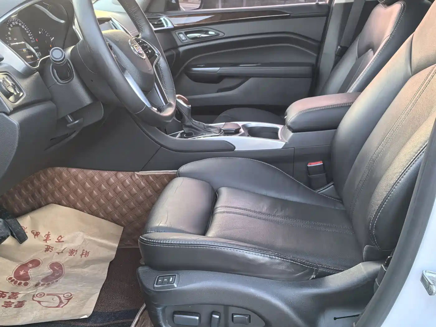 Cadillac SRX 2015 3.0L Elite фото 6
