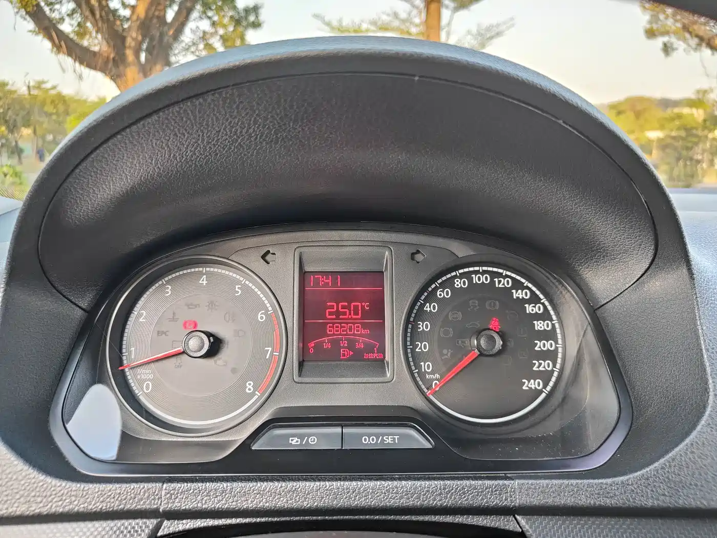 Volkswagen Jetta 2019 Dream Edition 1.4L Manual Fashion фото 19