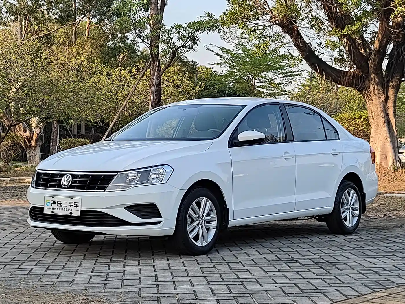 Volkswagen Jetta 2019 Dream Edition 1.4L Manual Fashion