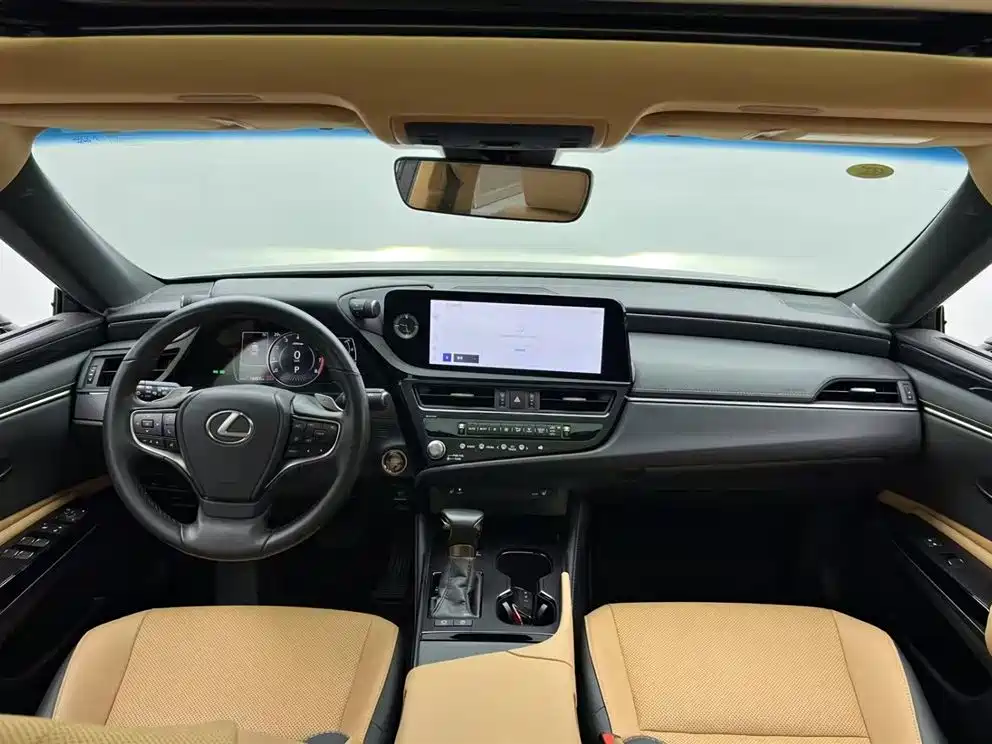 Lexus ES 2022 200 Excellence Edition фото 3