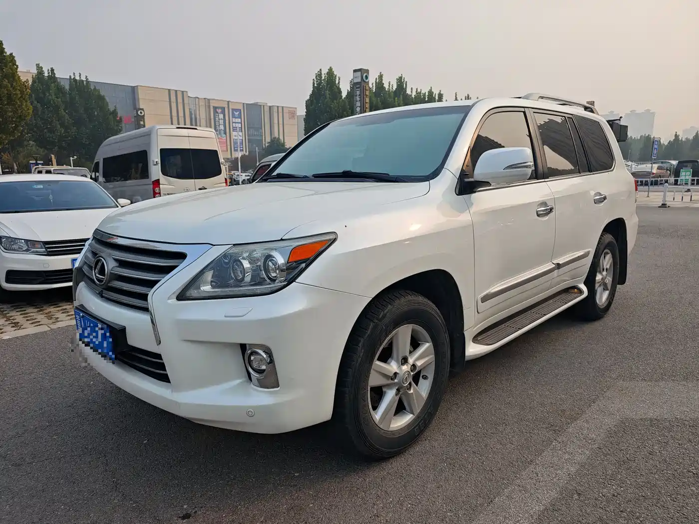 Lexus LX 2013 570
