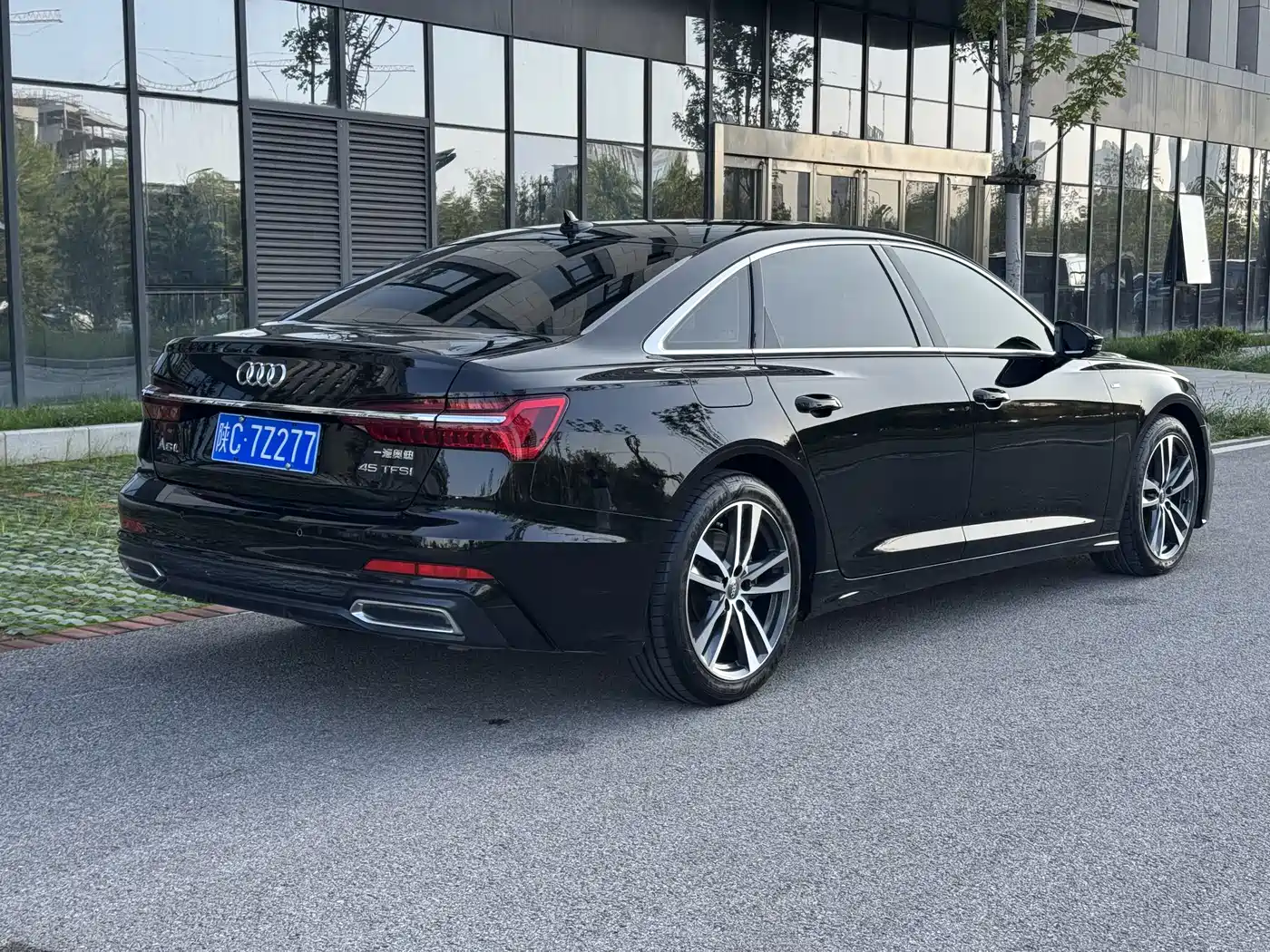 Audi A6L 2020 45 TFSI Premium Dynamic фото 4