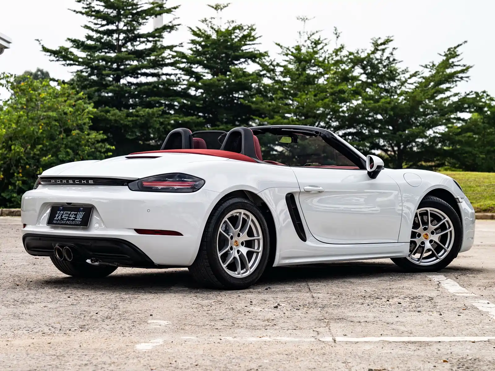 Фото 3 - Porsche 718