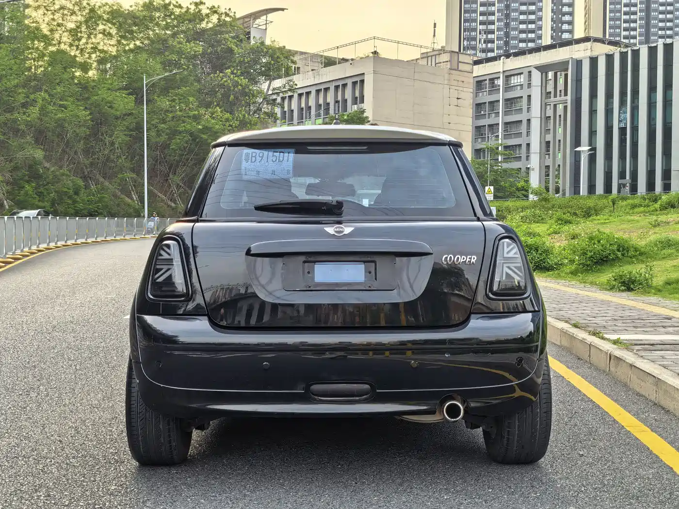MINI MINI 2010 2007 Model 1.6L COOPER Excitement