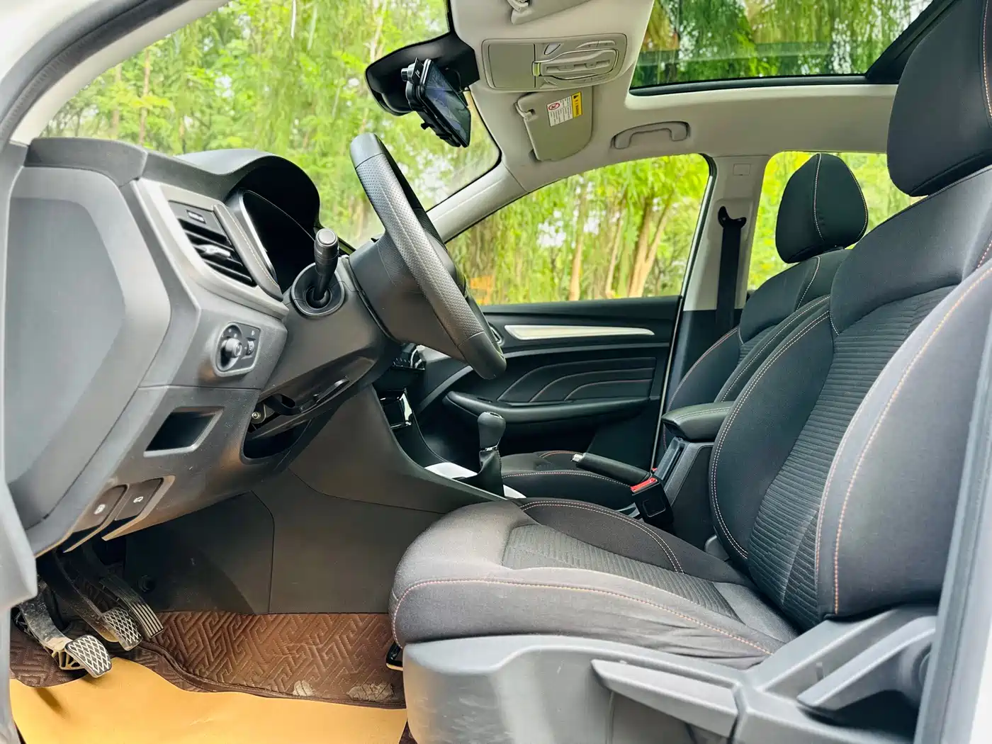 Roewe RX3 2021 2021 PRO 1.6L Manual Flagship