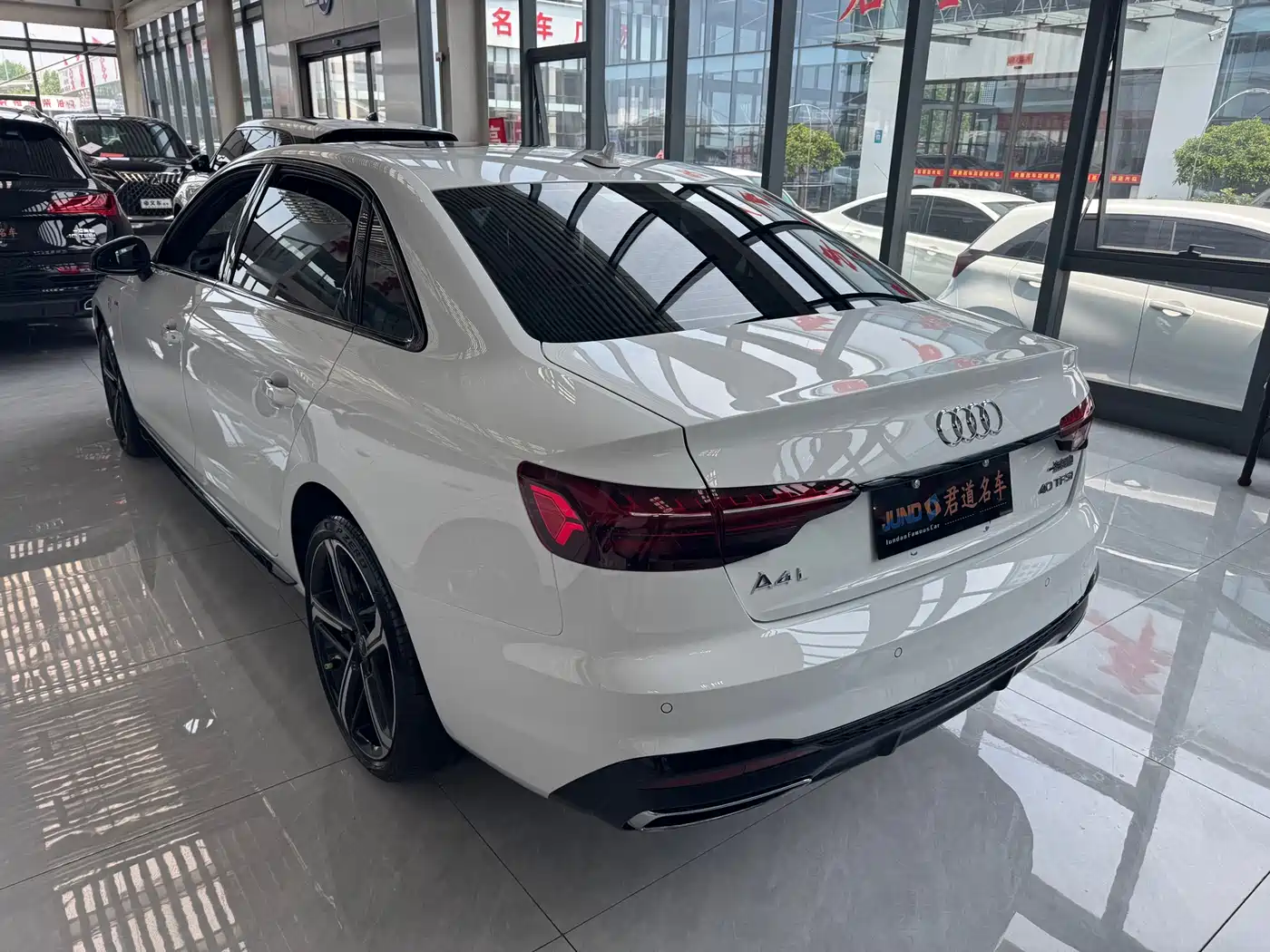 Audi A4L 2024 40 TFSI Luxury Dynamic фото 5