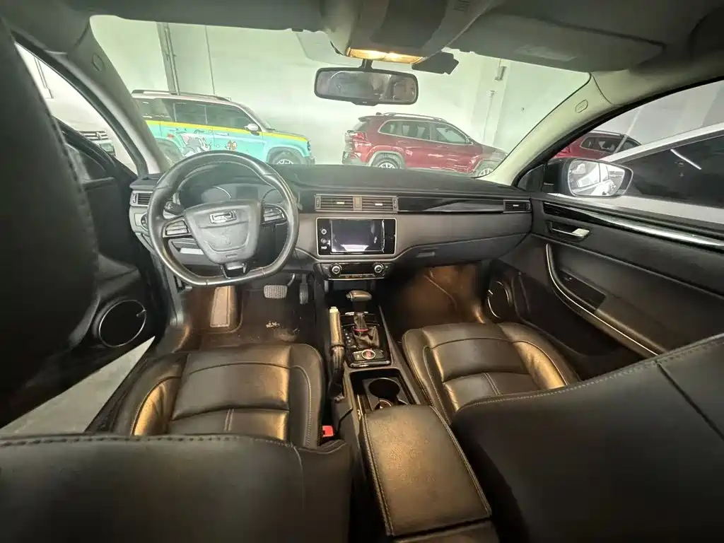 Qoros 3 2017 2015 Sedan 1.6T Auto Zhizhen Enhanced