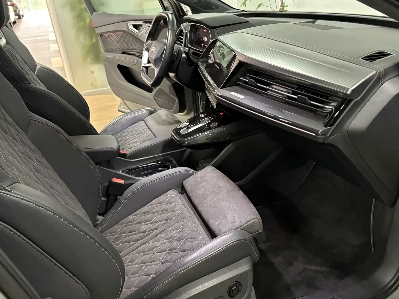 Audi Q4 e-tron 2023 2023 50 e-tron quattro Creation Enjoyment Edition