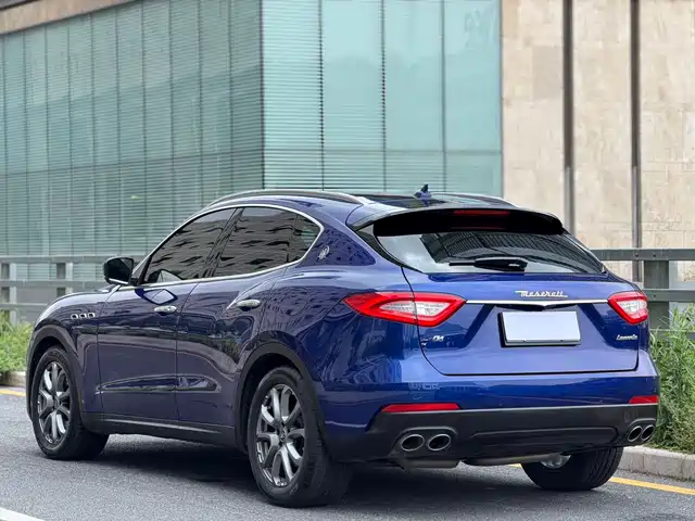 Maserati Levante 2020 3.0T Standard — фото 4