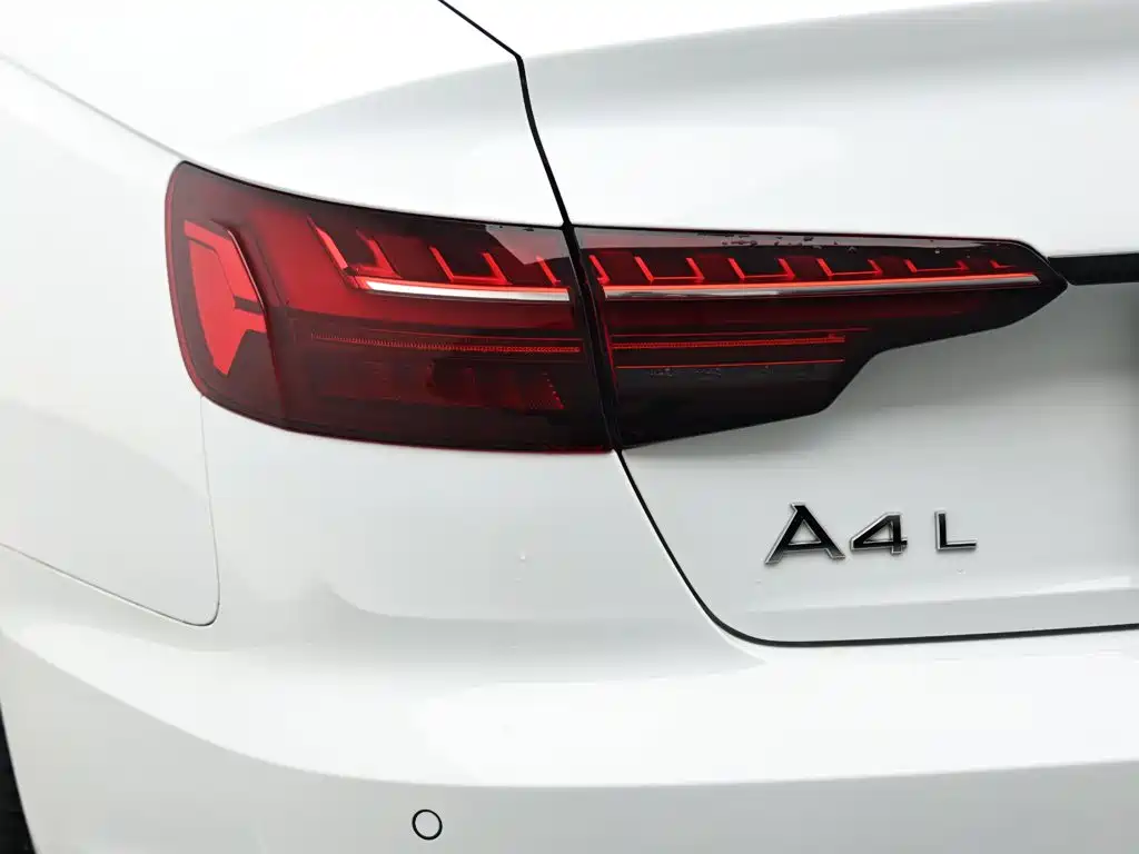 Audi A4L 2026 2025 2 Million Celebration Edition 40 TFSI Fashion Dynamic