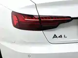 Photo 7 - Audi A4L