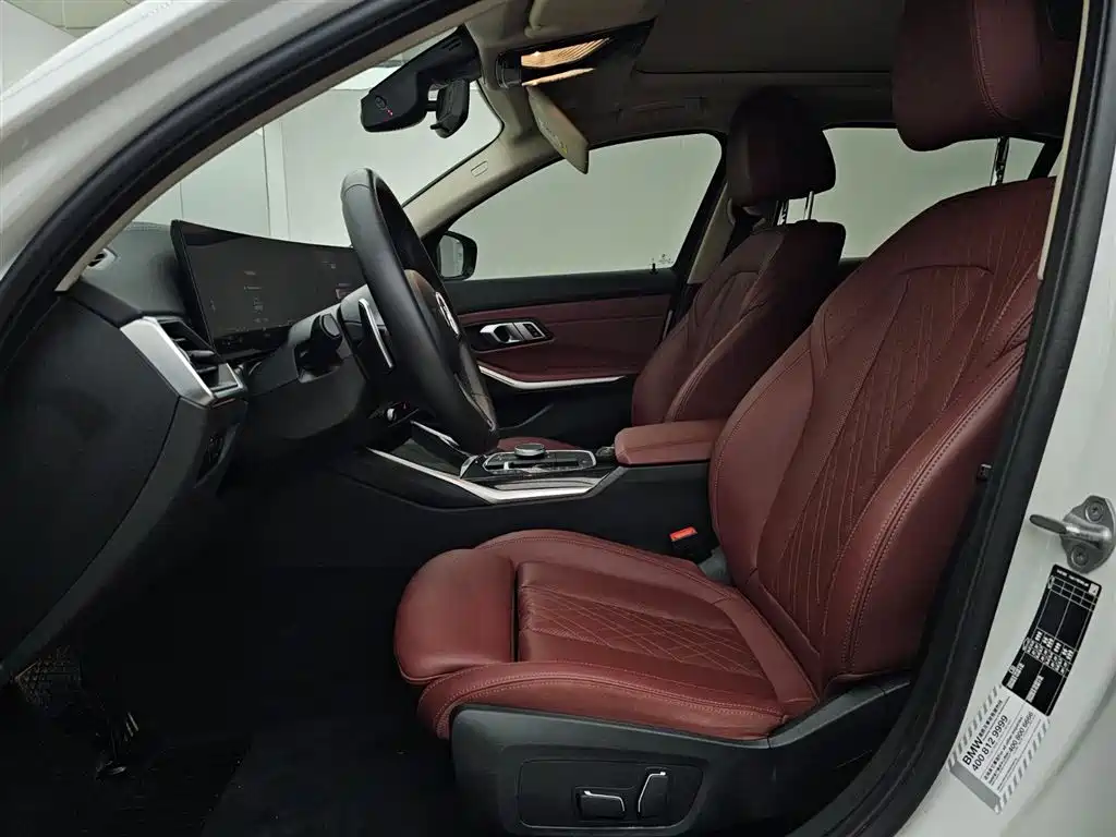 BMW 3 Series 2024 325Li M Sport Package фото 7