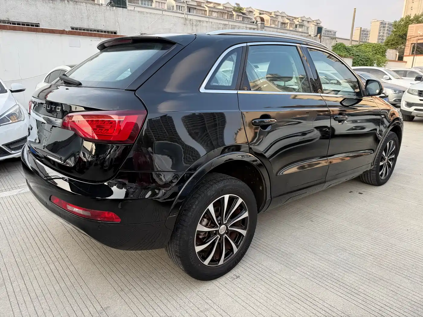 Zotye SR7 2016 2017 1.5T CVT Magic Cube Heart