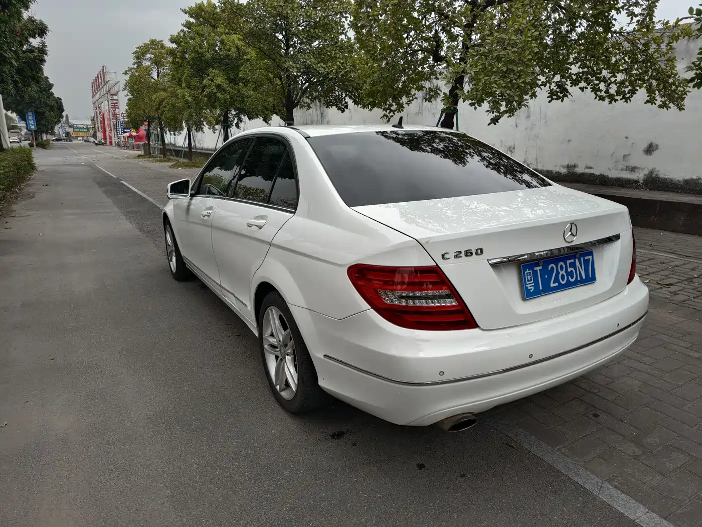 Mercedes-Benz C-Class 2013 C 260 CGI Fashion Edition фото 10