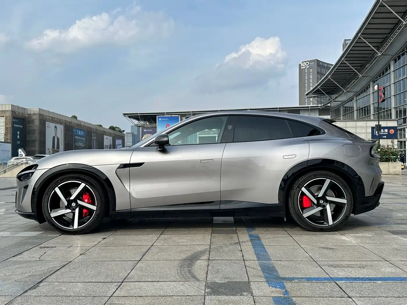 Xiaomi Auto Xiaomi YU7 2025 Ultra Long Range High Performance AWD Max Edition фото 9