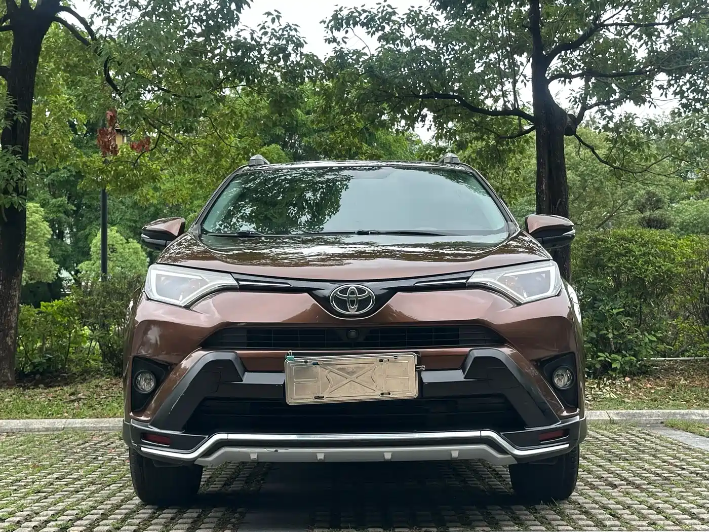 Toyota RAV4 Rongfang 2016 2.0L CVT 2WD Trend (China V) фото 2