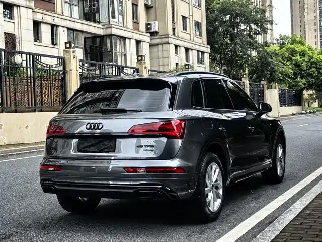 Audi Q5L 2022 Facelift 40T Luxury Dynamic — фото 5