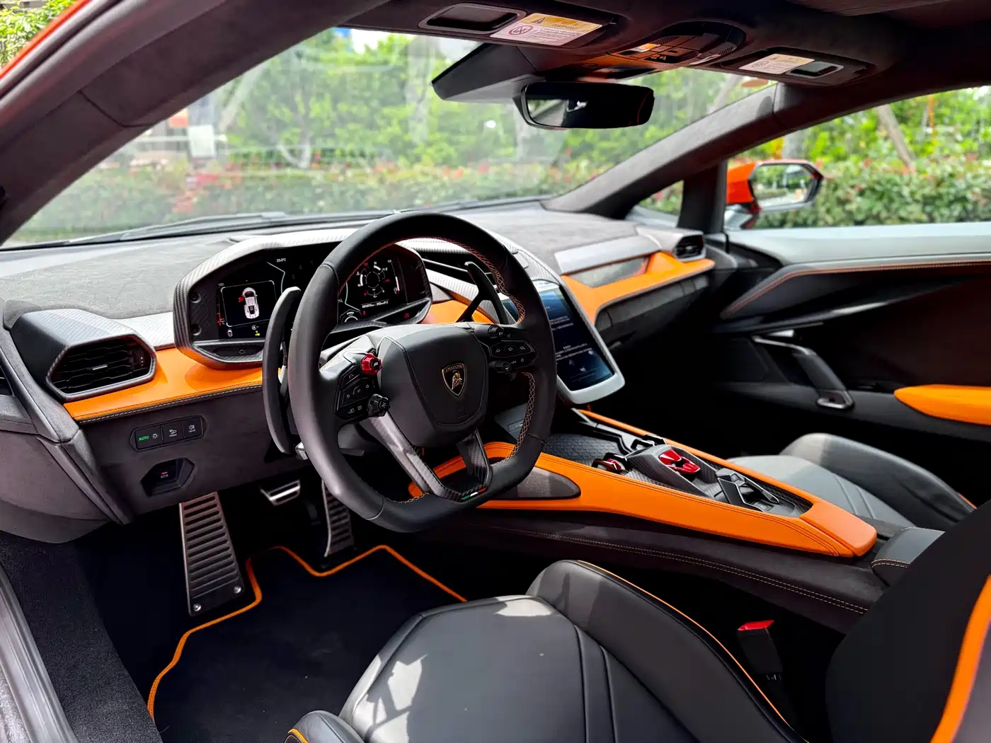 Lamborghini Revuelto 2023 6.5L PHEV Standard фото 4