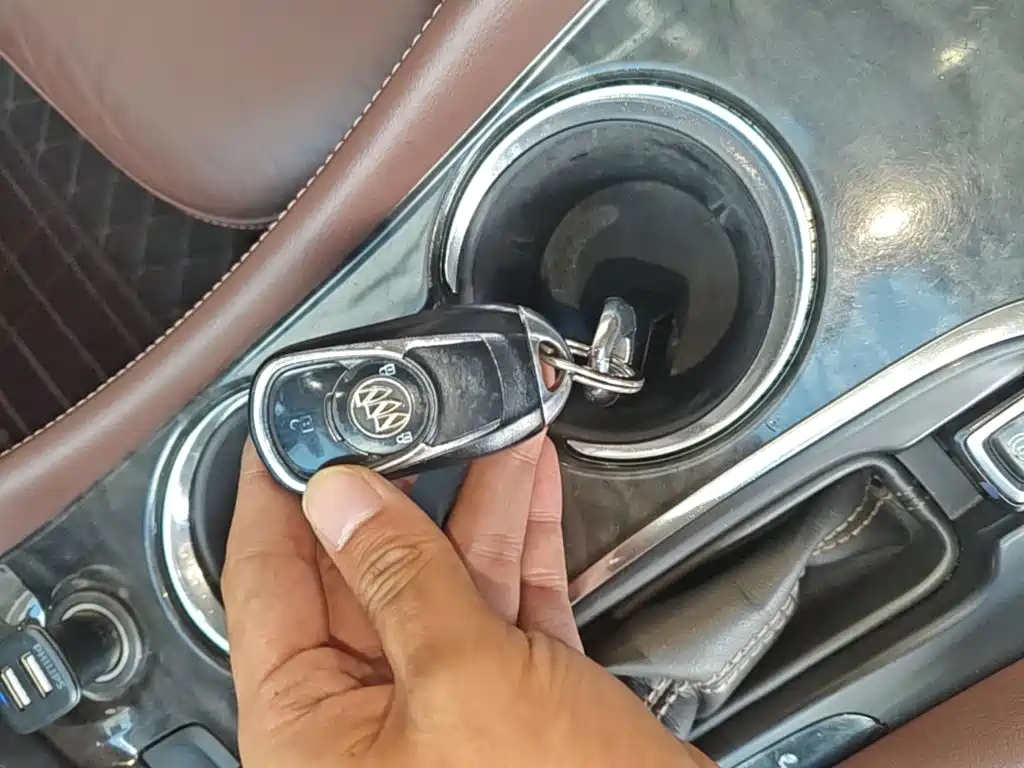 Фото 9 - Buick Envision Plus