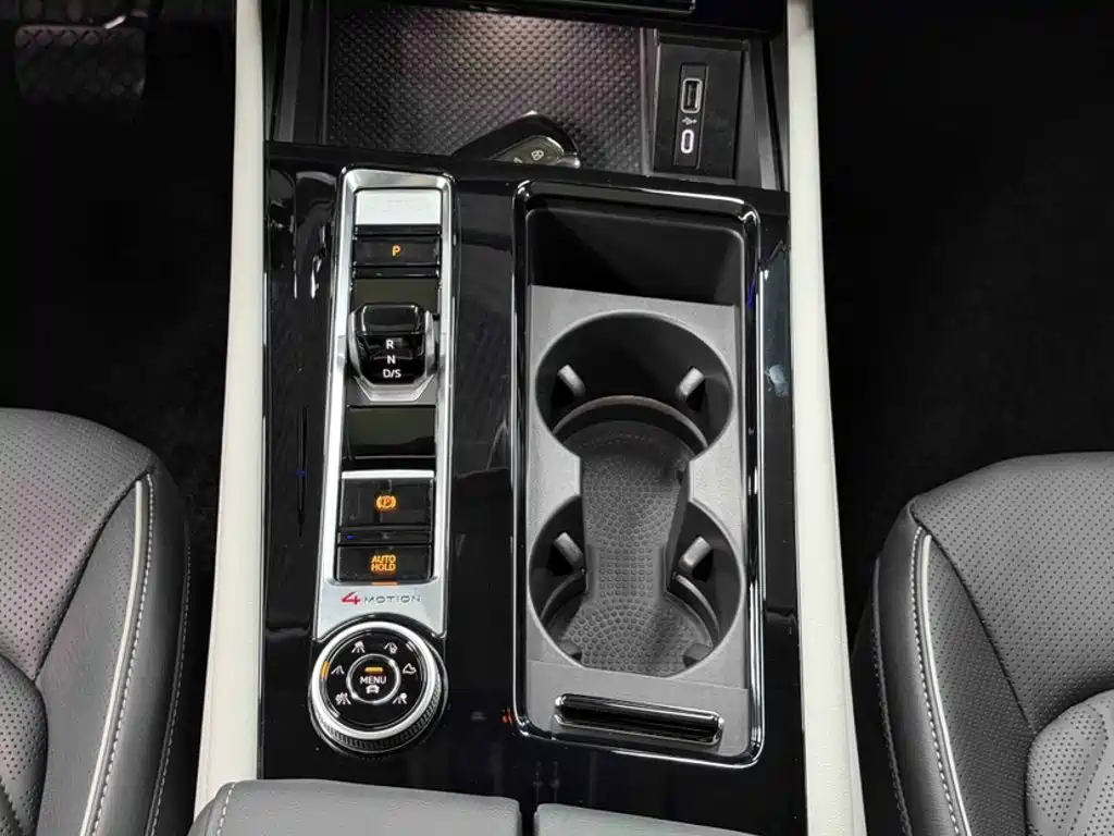 Volkswagen Teramont 2025 2024 380TSI 4WD Dragon Glory Edition