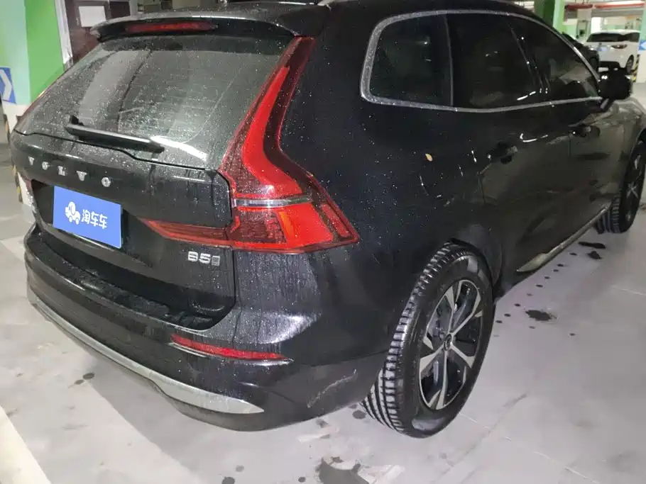 Фото 3 - Volvo XC60