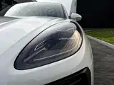 Photo 20 - Porsche Macan
