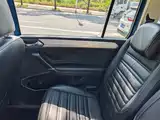Photo 11 - Volkswagen Touran