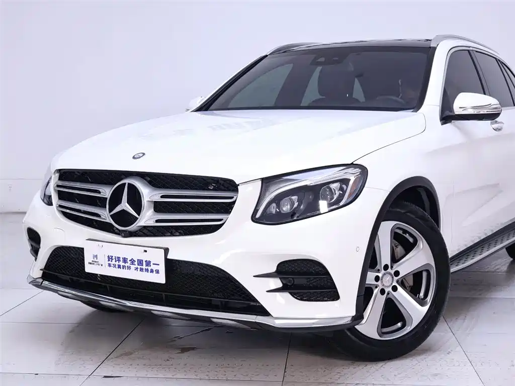 Mercedes-Benz GLC 2017 GLC 300 4MATIC Dynamic фото 3
