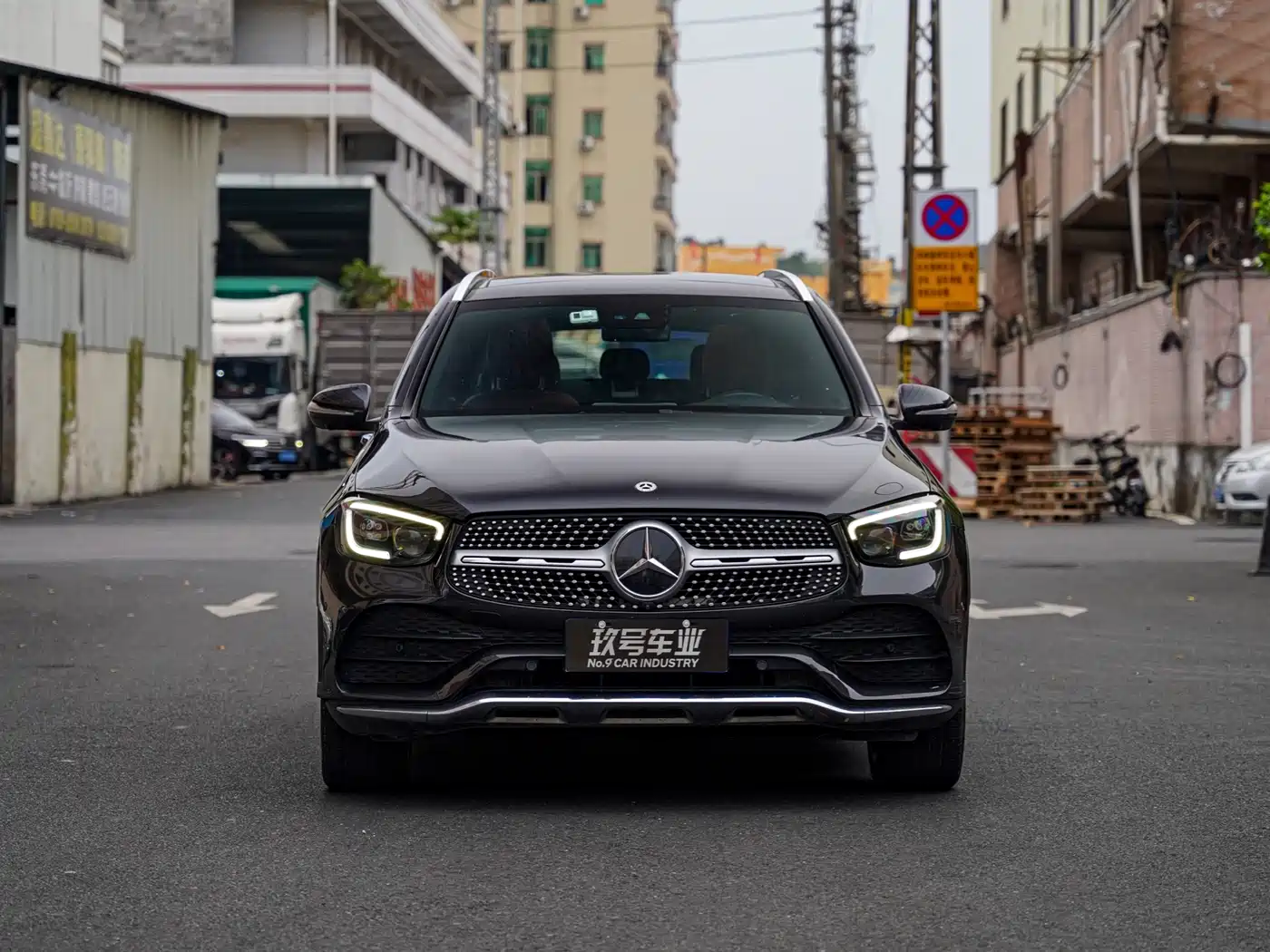 Mercedes-Benz GLC 2020 GLC 300 L 4MATIC Luxury фото 2