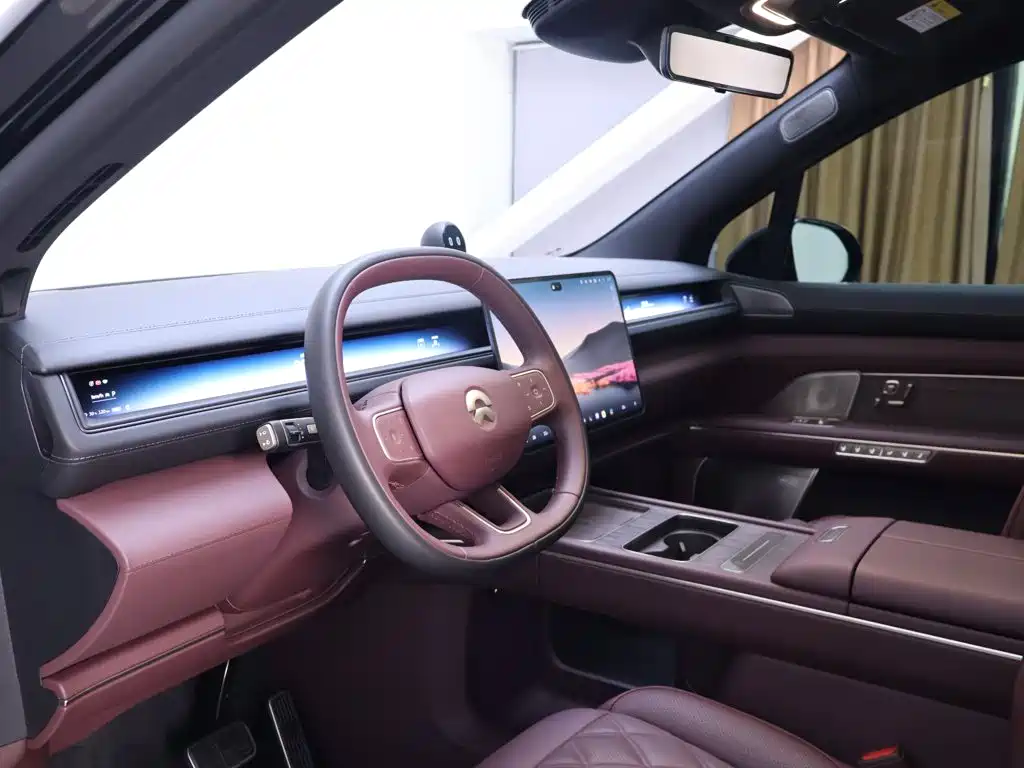 NIO ES8 2026 2025 Model 6-Seat Executive Luxury Edition