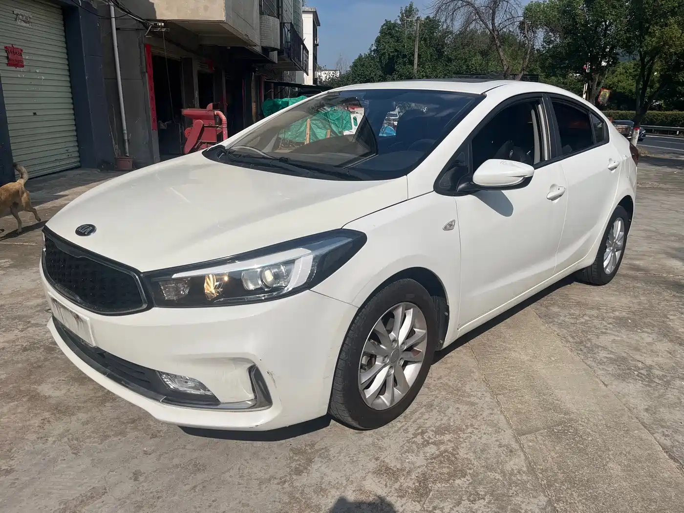 Photo 1 - Kia K3