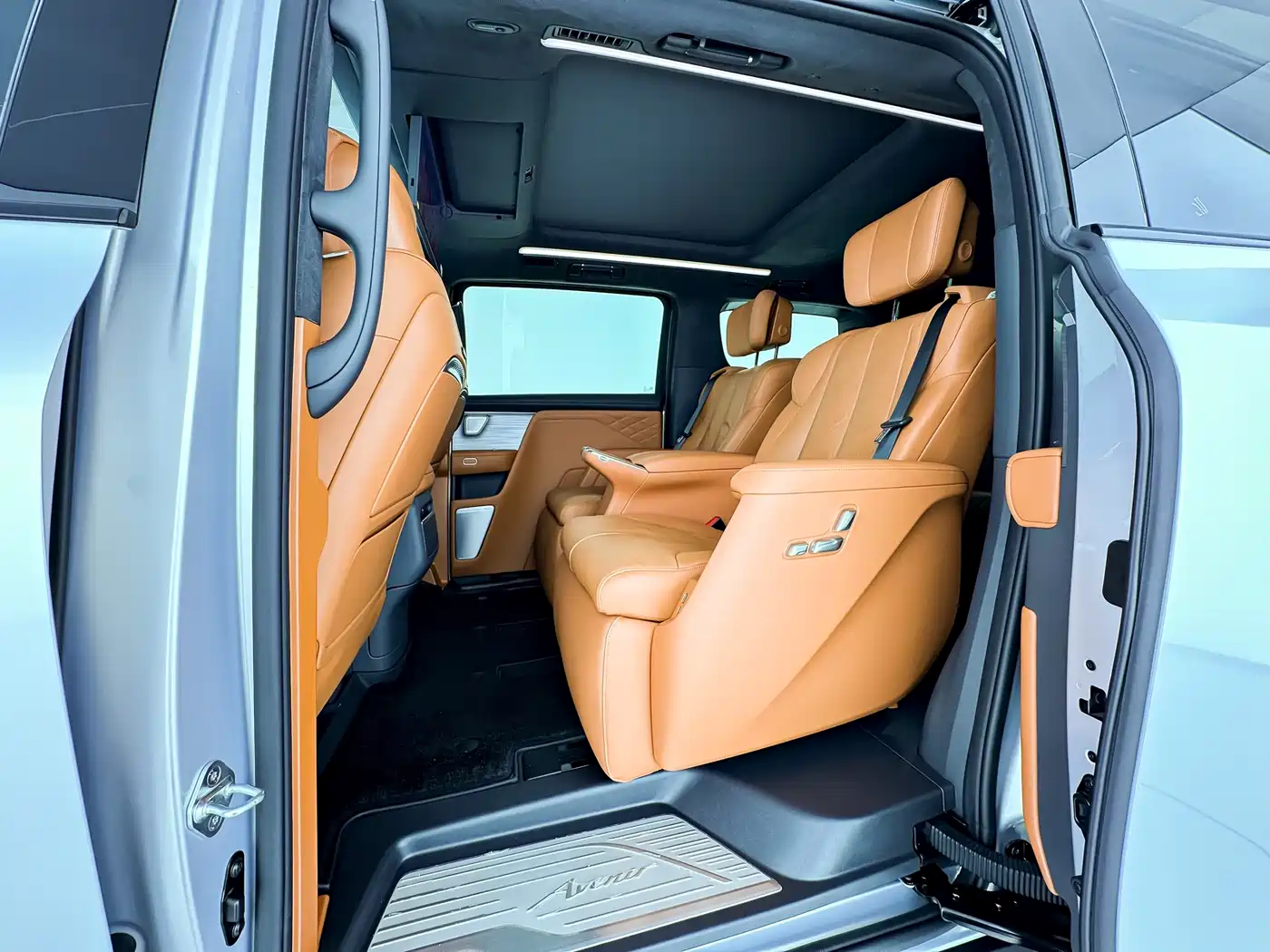 Buick Zhijing Shijia 2026 Model PHEV Base Version фото 14