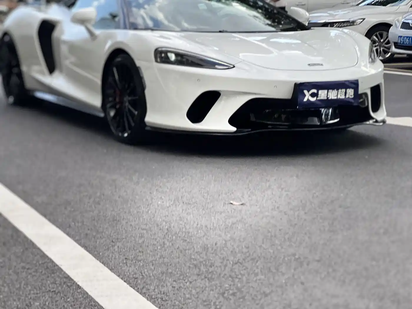 McLaren GT 2023 2023 4.0T Standard Model