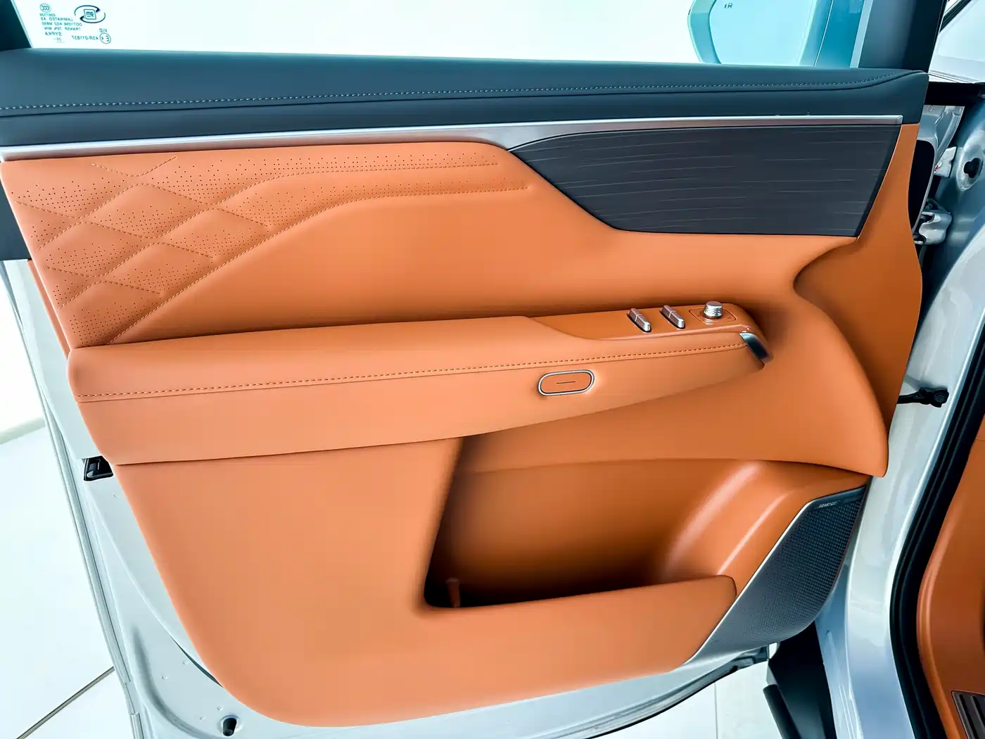 Buick Zhijing Shijia 2026 Model PHEV Base Version фото 10